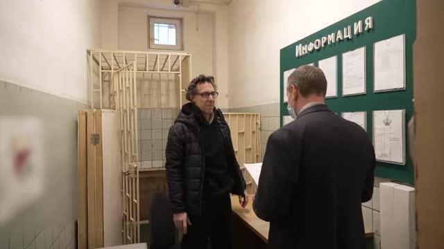 Обмен Лорана Винатье. Фото: ЦОС ФСБ России