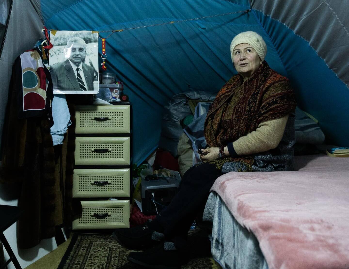 Дарежан Цхвитария в палатке. Фото: Ketevan Khutsishvili / Netgazeti