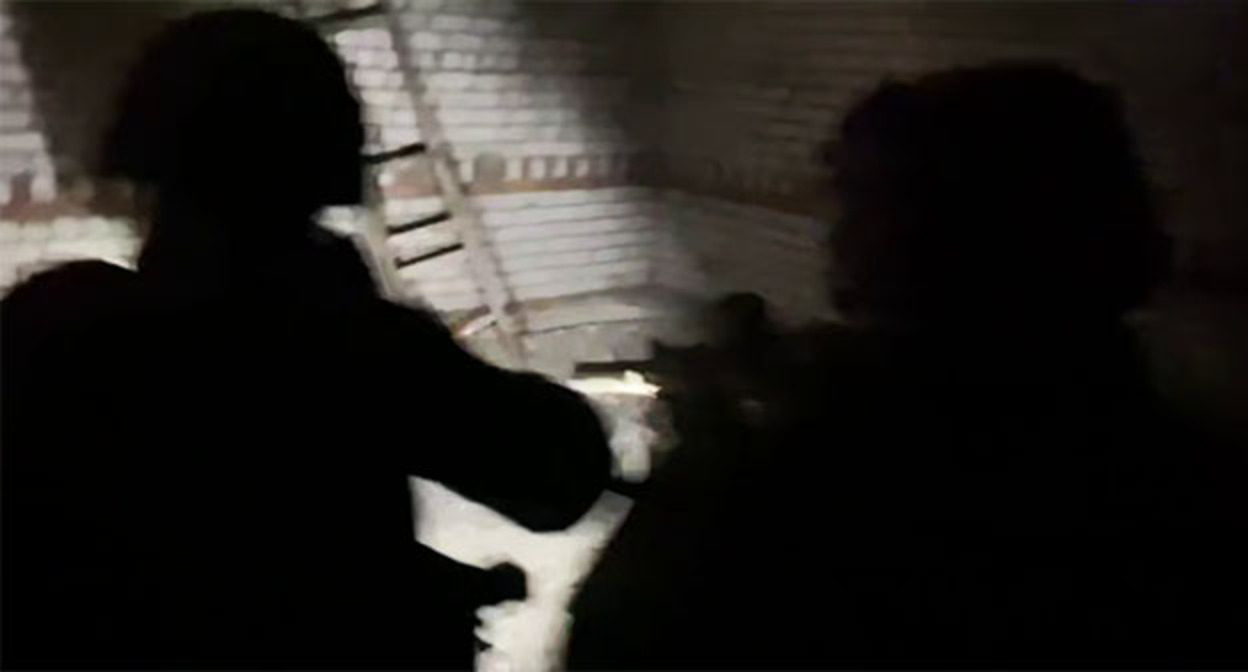 Кадр перестрелки с участием силовиков. 20 февраля 2026 г. Скриншот видео ЦОС ФСБ России