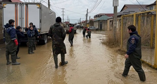 Эвакуация людей с улицы 3-я Пальмирная. Махачкала, микрорайон 