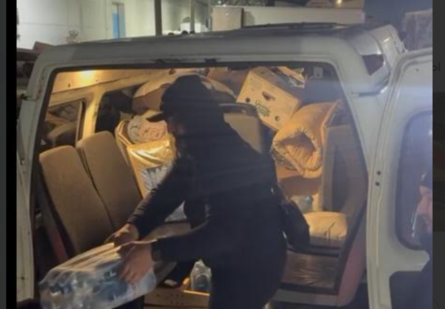 Погрузка гуманитарного груза. Фото представлено "Кавказскому узлу" Комитетом семей воинов Отечества