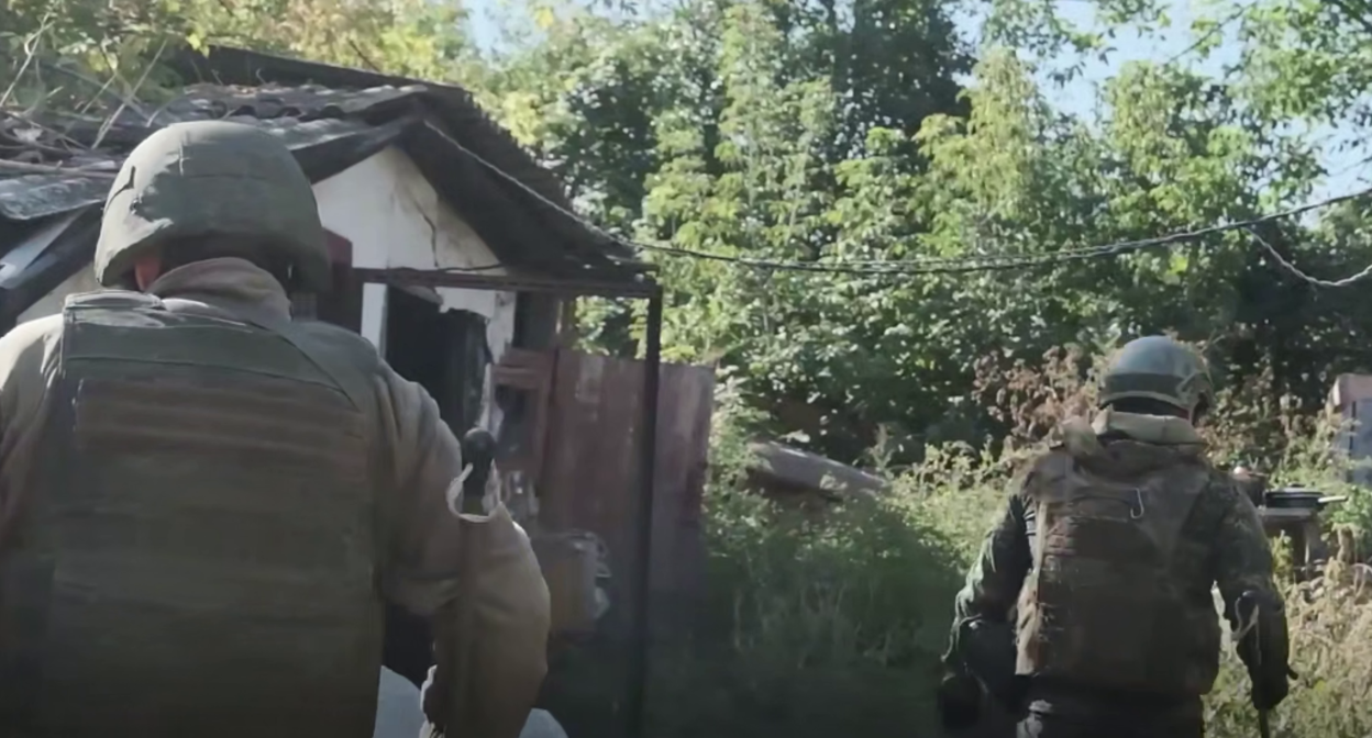 Российские бойцы. Кадр видео Минобороны России https://t.me/mod_russia/57396