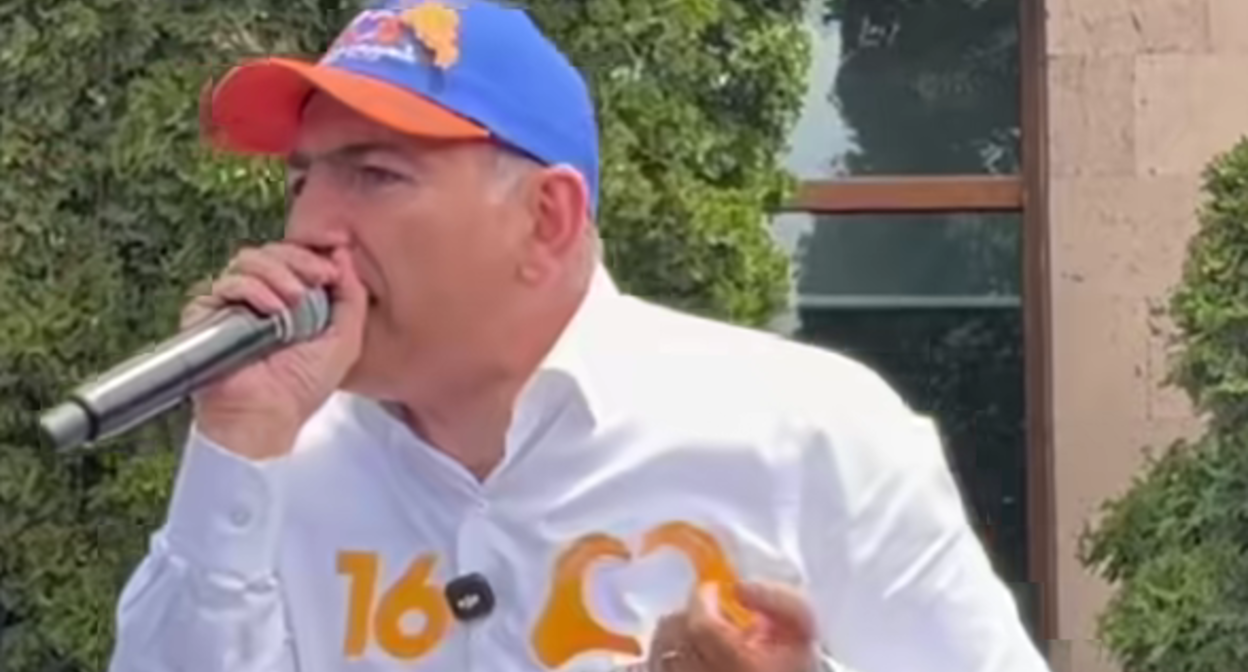 Никол Пашинян на встрече с избирателями. Стоп-кадр видео от 24.05.26, https://www.facebook.com/reel/968113589448204/