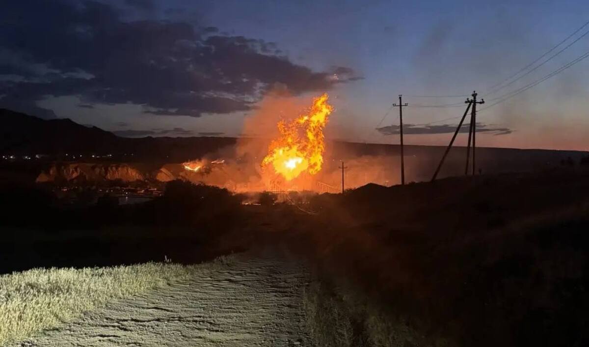 Пожар на газопроводе близ Кизилюрта. Фото: прокуратура Дагестана / Telegram Пожар на газопроводе близ Кизилюрта. Фото: прокуратура Дагестана / Telegram