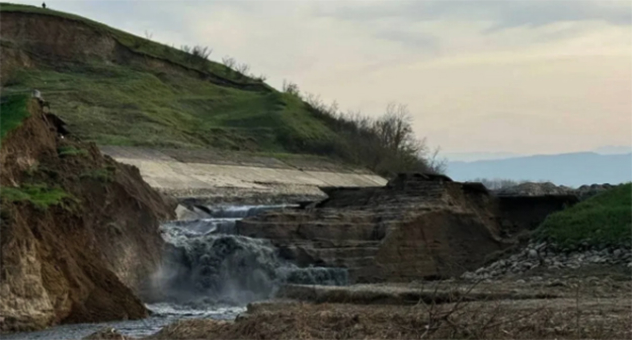 Геджухское водохранилище. Фото: https://riadagestan.ru/