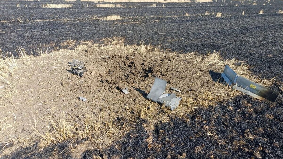 Сгоревшее поле под Ростовом после атаки БПЛА. 1 сентября 2026 г. Фото ZERGULIO / Telegram-канал Сгоревшее поле под Ростовом после атаки БПЛА. 1 сентября 2026 г. Фото ZERGULIO / Telegram-канал