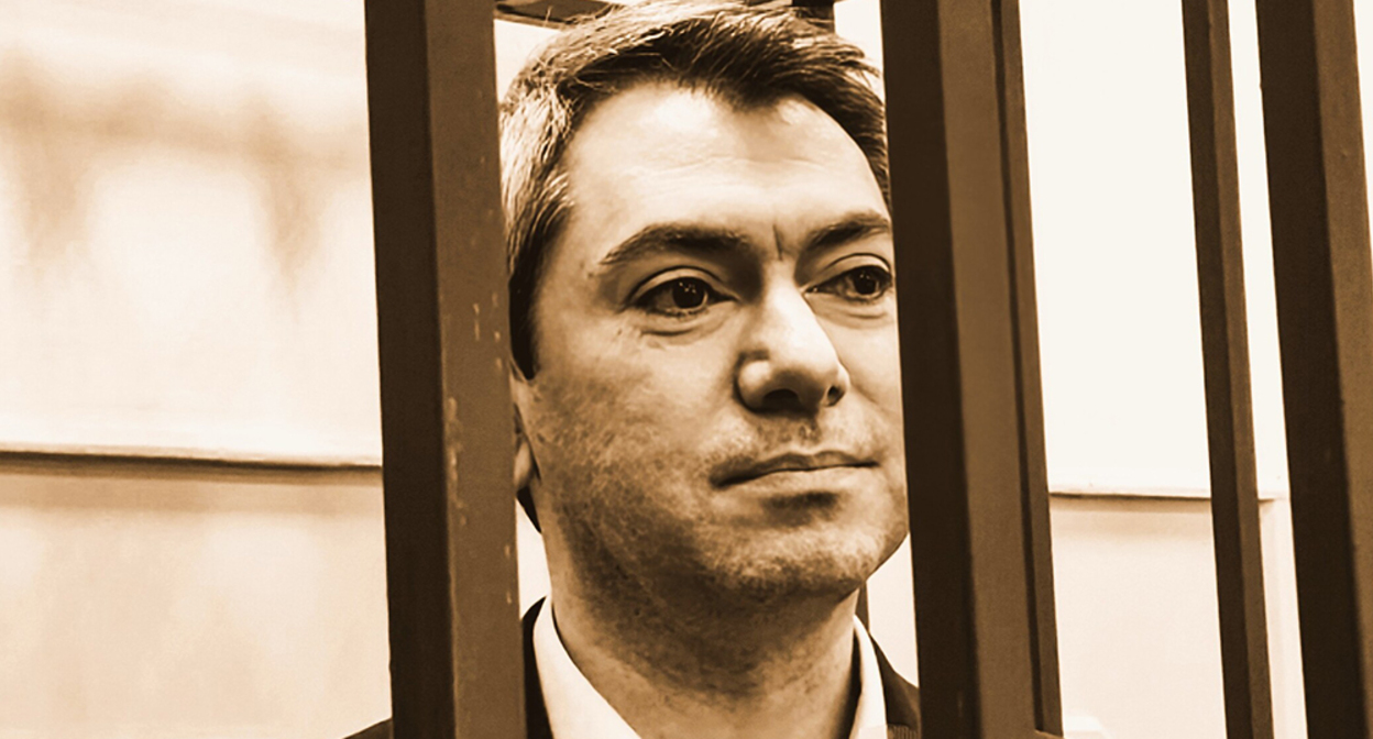 Григорий Мельконьянц в суде. Скриншот https://youtu.be/0qp_9z9oUF4?si=I5dyCql8U96vB-gq Григорий Мельконьянц в суде. Скриншот https://youtu.be/0qp_9z9oUF4?si=I5dyCql8U96vB-gq