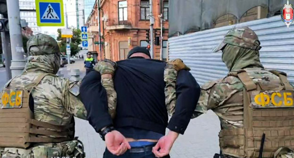 Задержание жителя Краснодарского края. 9 сентября 2026 г. Фото: УФСБ России по Краснодарскому краю