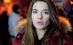 Девушка украинка обращается за помощью к миру: "Нас могут убить..."
Девушка украинка обращается за помощью к миру: "Нас могут убить..."