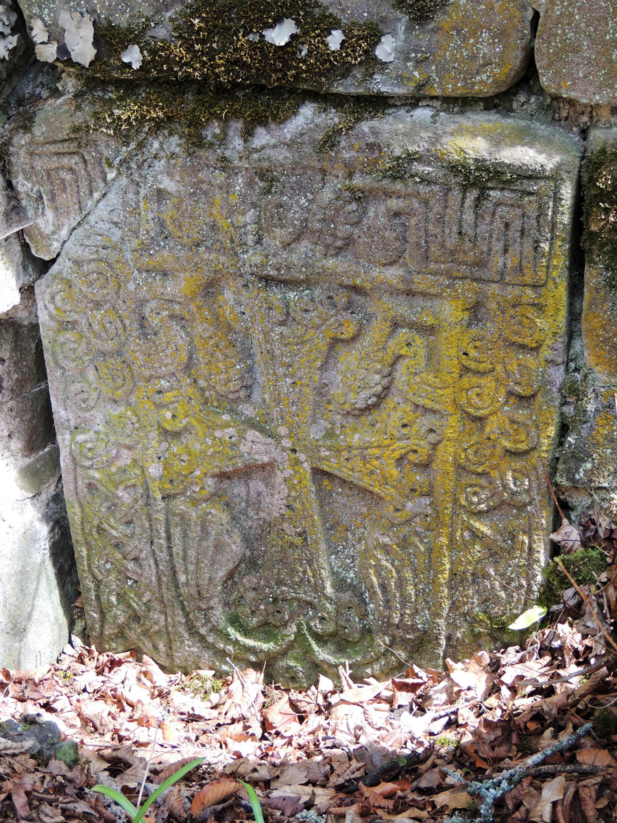 Хачкары монастыря "Охты ехцы". Хачкары монастыря "Охты ехцы".