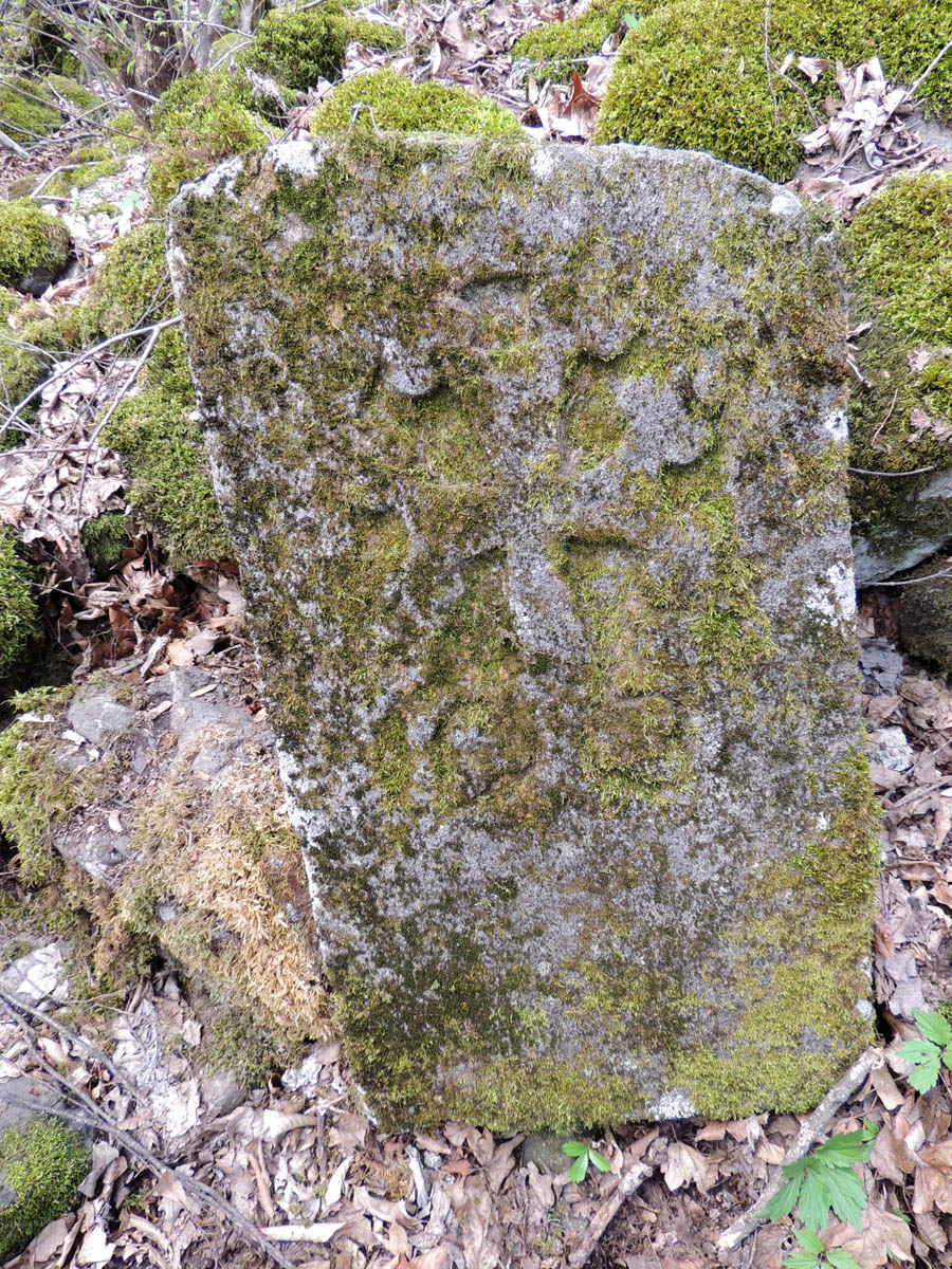 Хачкары монастыря "Охты ехцы". Хачкары монастыря "Охты ехцы".