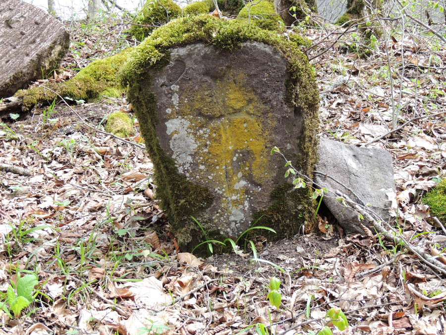 Хачкары монастыря "Охты ехцы". Хачкары монастыря "Охты ехцы".