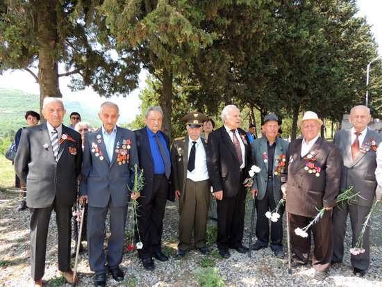 Степанакертские участники ВОВ. Их осталось всё меньше и меньше... Степанакертские участники ВОВ. Их осталось всё меньше и меньше...