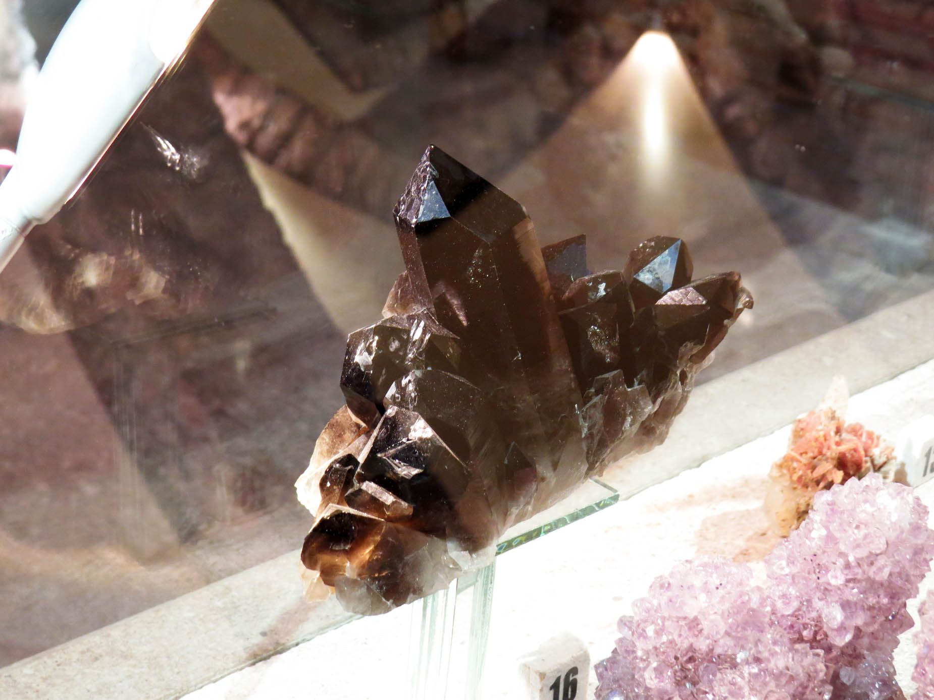 Камень Морион или же Цыганский камень.