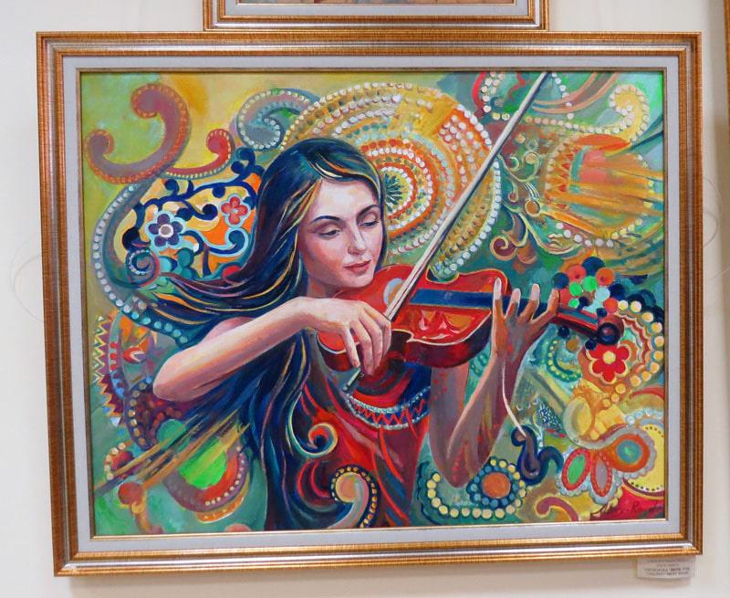 Работа Рудика Петросяна "Скрипачка". Мери Гуд.